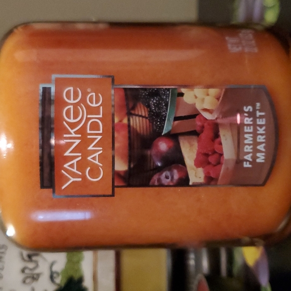 Yankee Candle Farmers Market Large 22 oz. HARD TO FIND - Picture 4 of 5